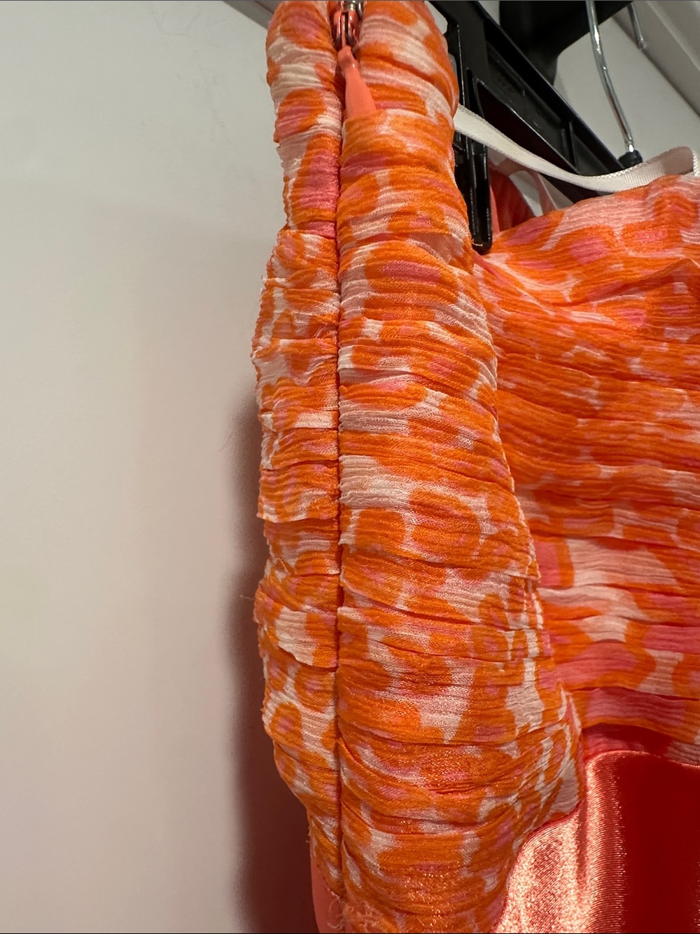 Laundry by Shelli Segal Silk Strapless Satin Coral Evening Dress - Size 8 - Picture 5 of 5